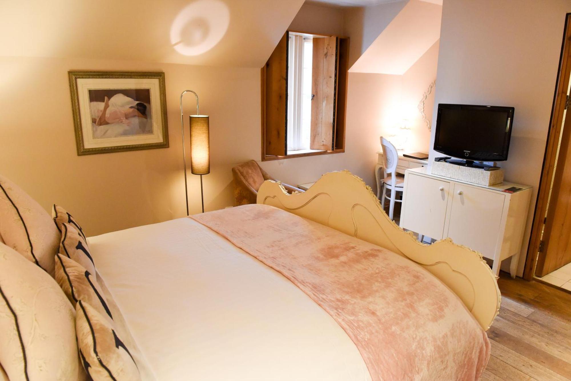 Glenskirlie Castle Hotel Banknock Екстериор снимка