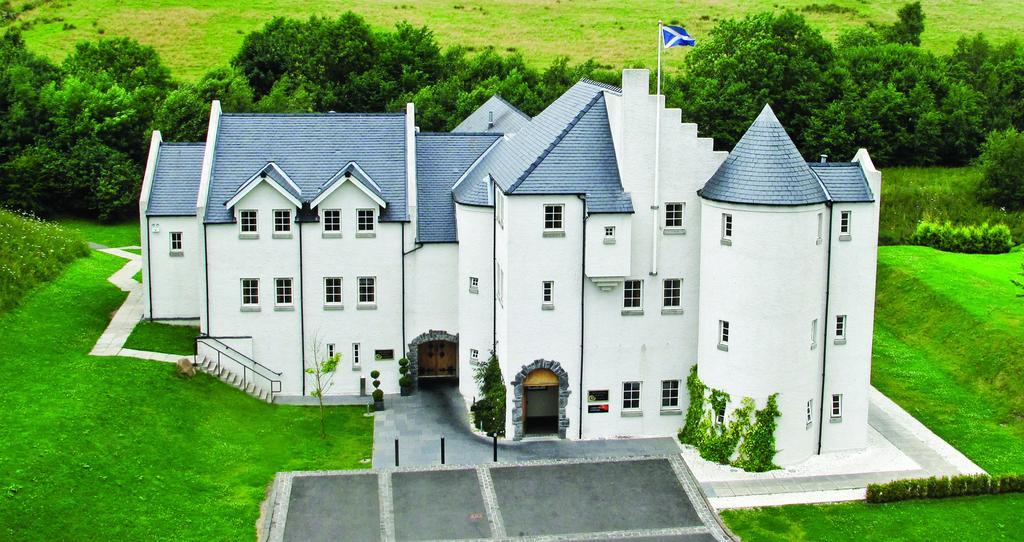 Glenskirlie Castle Hotel Banknock Екстериор снимка